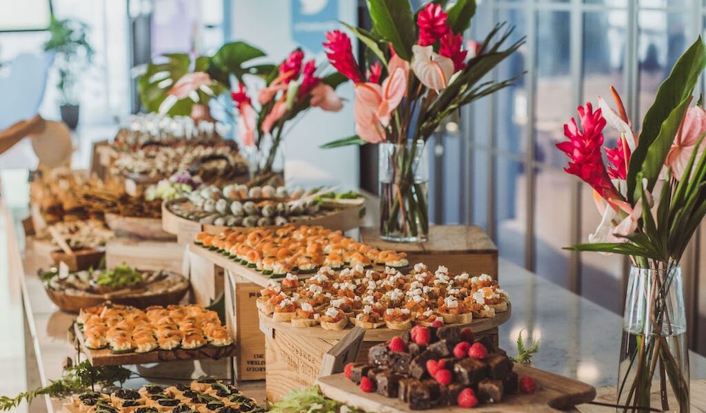 Catering companies that provide high tea, dinner or lunch catering