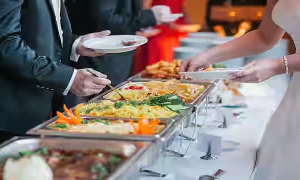 How Great Catering Turns Ordinary Events into Unforgettable Gatherings in Salt Lake City